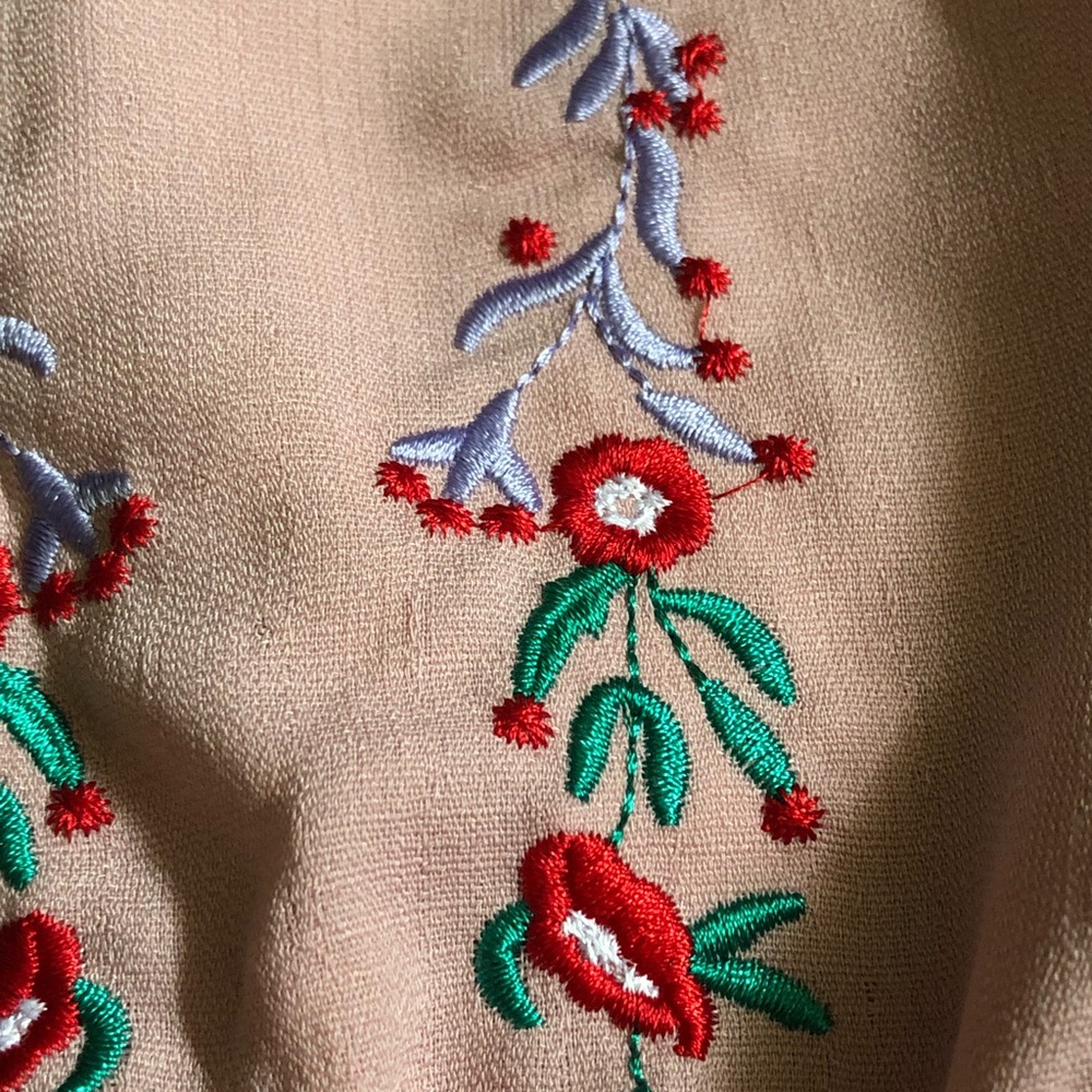 Embroidered Tank - Picture 2 of 2
